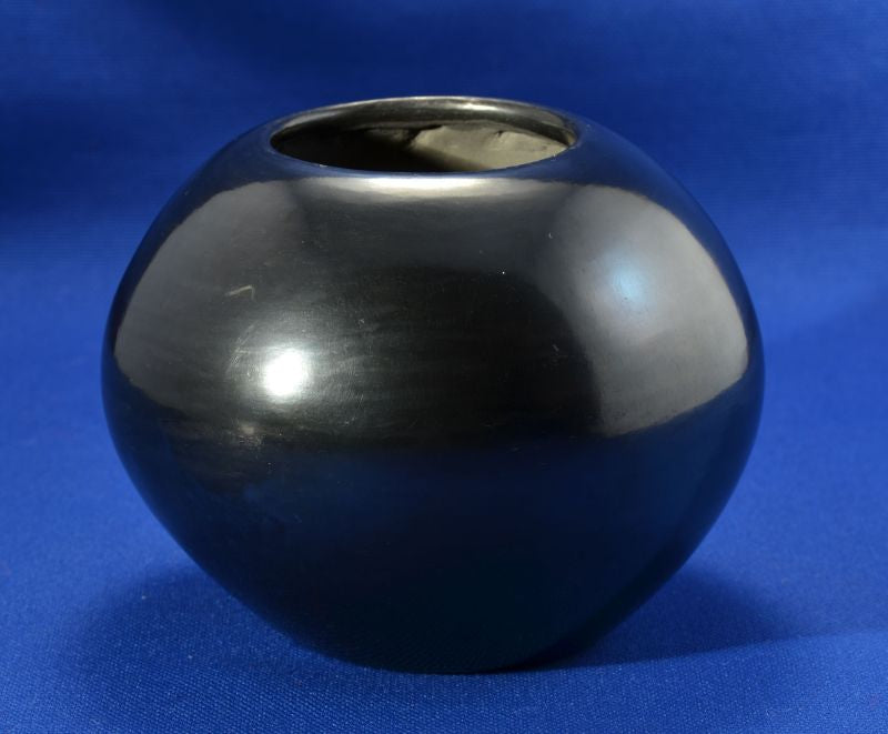 Polished Blackware Bowl by Maria Martinez, Signed Maria Poveka