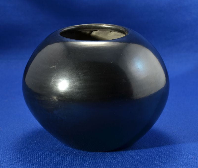 Polished Blackware Bowl by Maria Martinez, Signed Maria Poveka