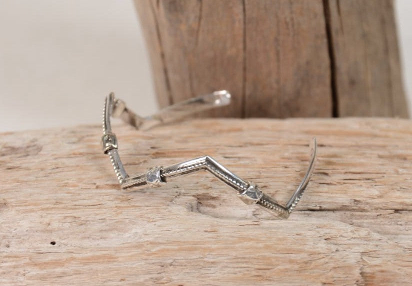 Navajo Sterling Silver V Bracelet By Tyrone Castillo
