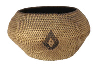 Washoe/Paiute basket; single rod with diamond motif