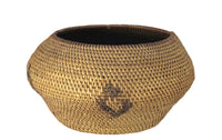 Washoe/Paiute basket; single rod with diamond motif