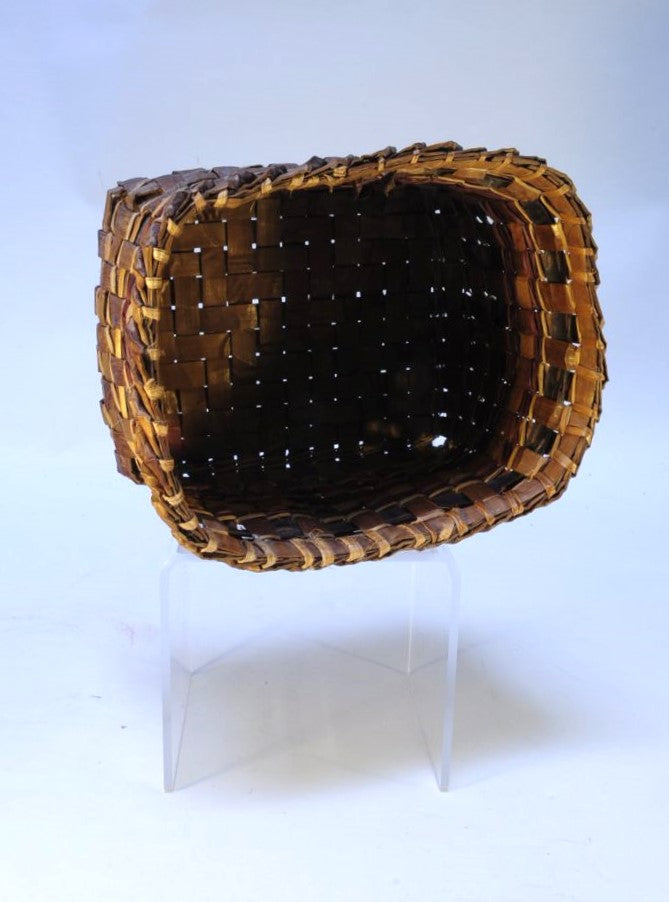 Handsome Lumi Indian basket