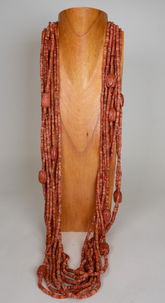 Estate Jewelry - Nice Strand Coral and Shell necklace
