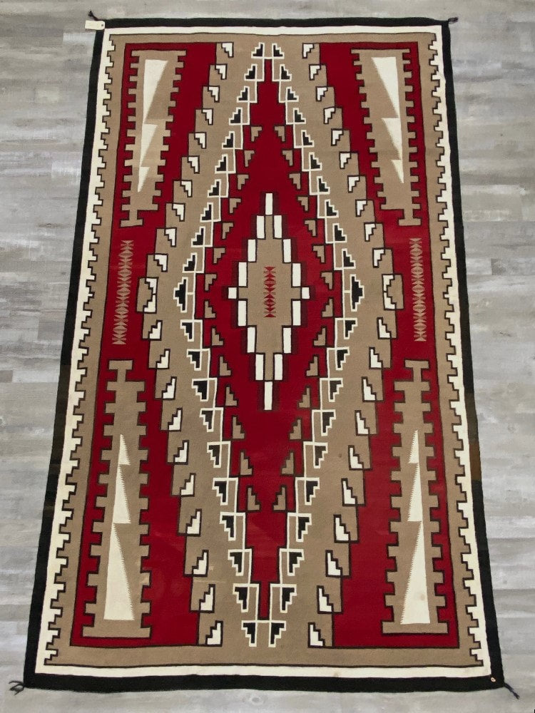 Large Navajo Rug: Fine Ganado Red