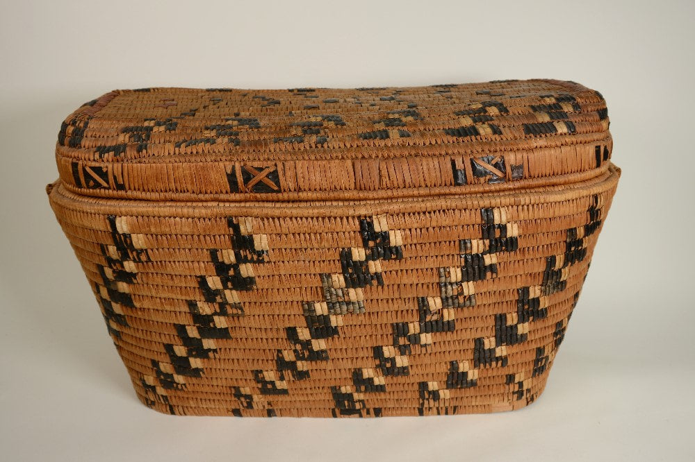 Large lidded oval Basket, Thompson River, BC