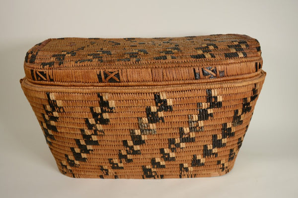 Large lidded oval Basket, Thompson River, BC