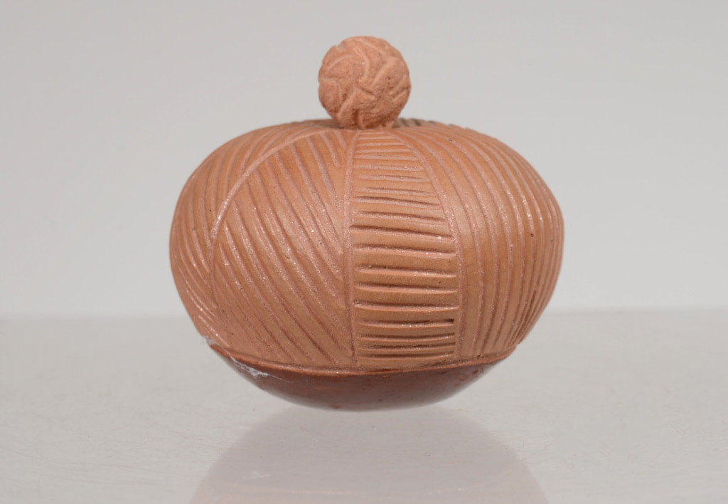 San Juan Pueblo Miniature Pottery w/Plug by Jennifer Sisneros Tse-Pe (b. 1960)
