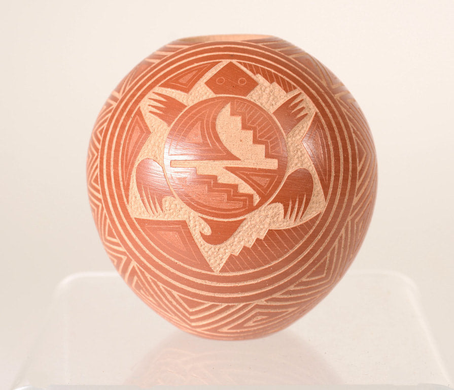 Jemez / San Ildefonso  Pueblo Sgraffito Pottery by Dennis Daubs (b. 1960)