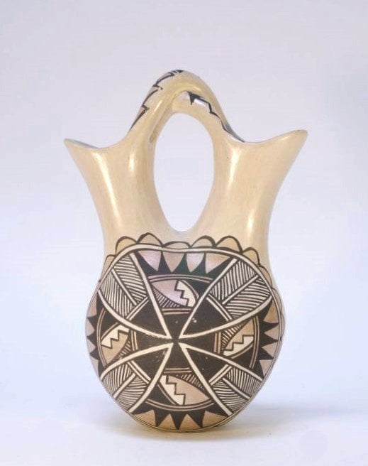 Jemez Pottery: Wedding Jar by Juanita Fragua - Polychrome
