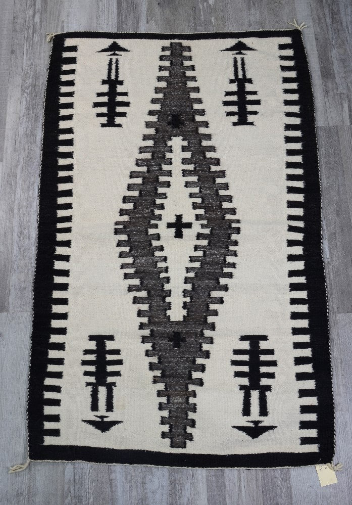 Navajo Rug - Early Two Gray Hills