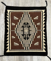 Fine Navajo Rug: Two Gray Hills