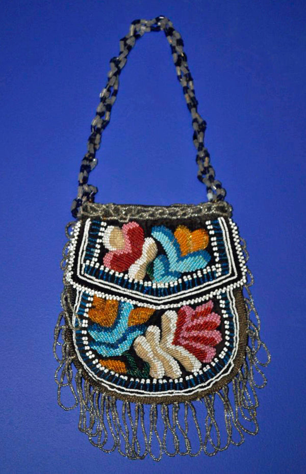 Antique Tuscarora/Iroquois Lady's Beaded Bag