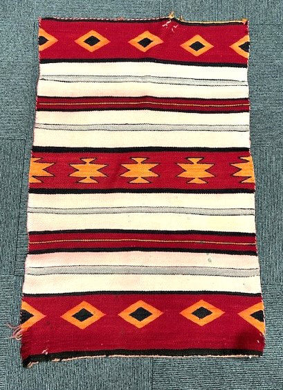 Banded Double Saddle Blanket