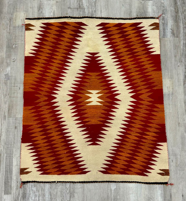 Navajo Eye Dazzler Rug with Serrated Diamond Cloud/Lightning Motif
