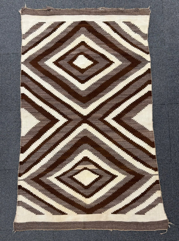 Early Navajo Late Transitional Rug