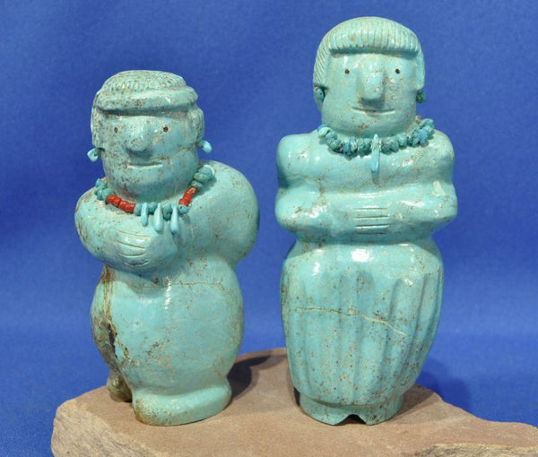 Large Zuni Fetish: Nevada #8 Turquoise Altar Couple by Hayes Leekya