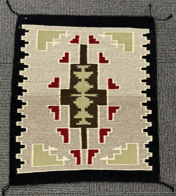 Fine Navajo Klagatoh Rug