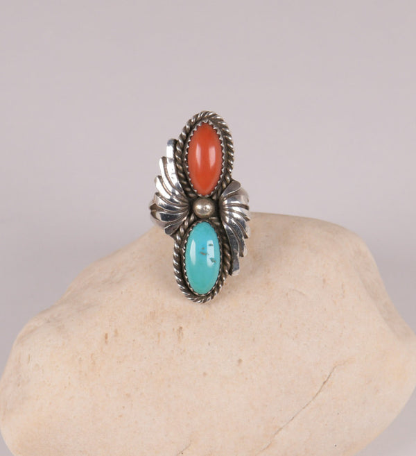 Vintage Navajo Ring - Estate - Turquoise / Coral Ring Size 6