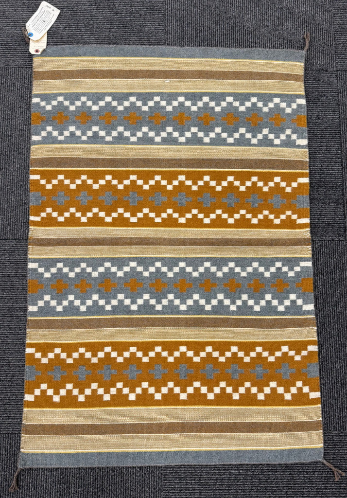 Navajo Crystal Classic Revival Rug with Gold Tone