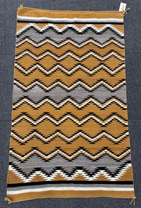 Navajo Chinle, AZ Banded Classic Revival Rug