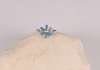 Zuni Ring, Small Needlepoint Flower Ring Size: 6 1/2