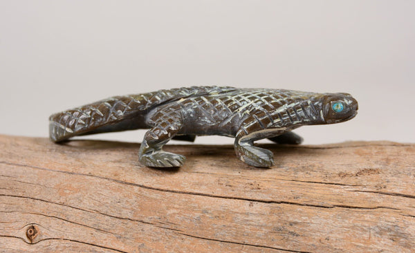 Zuni Green Serpentine Lizard Fetish