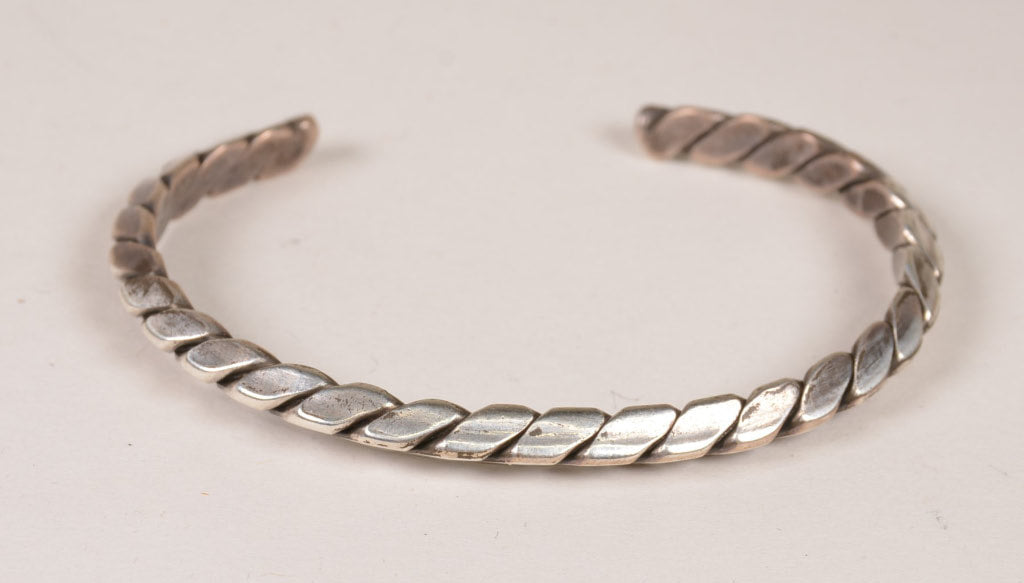 Vintage Navajo Sterling Silver Guard Cuff Bracelet
