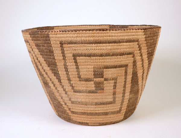 Fine Antique Pima Basket / Whirling Motifs within Pattern