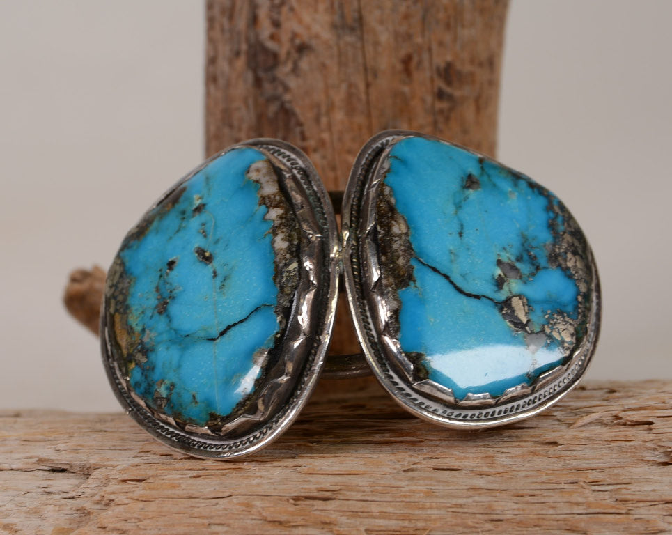 Smaller Vintage Navajo Turquoise Cuff Bracelet of Small Wrist Size