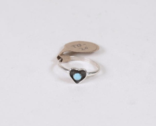Navajo Ring Neha Heart with Turquoise Size 6