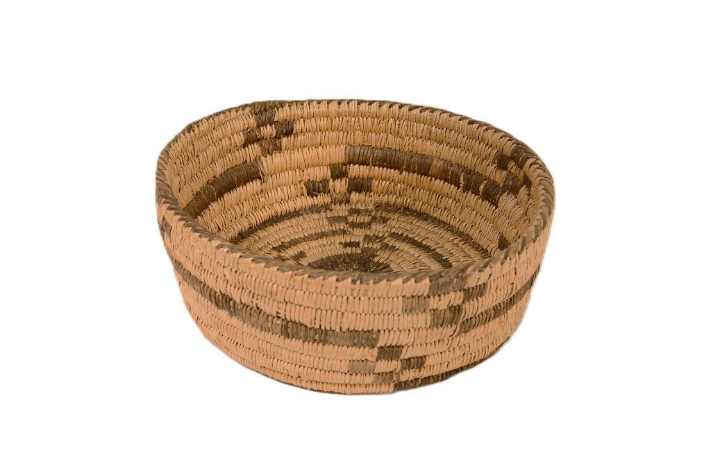 Pima Basket of Willow and Devilsclaw