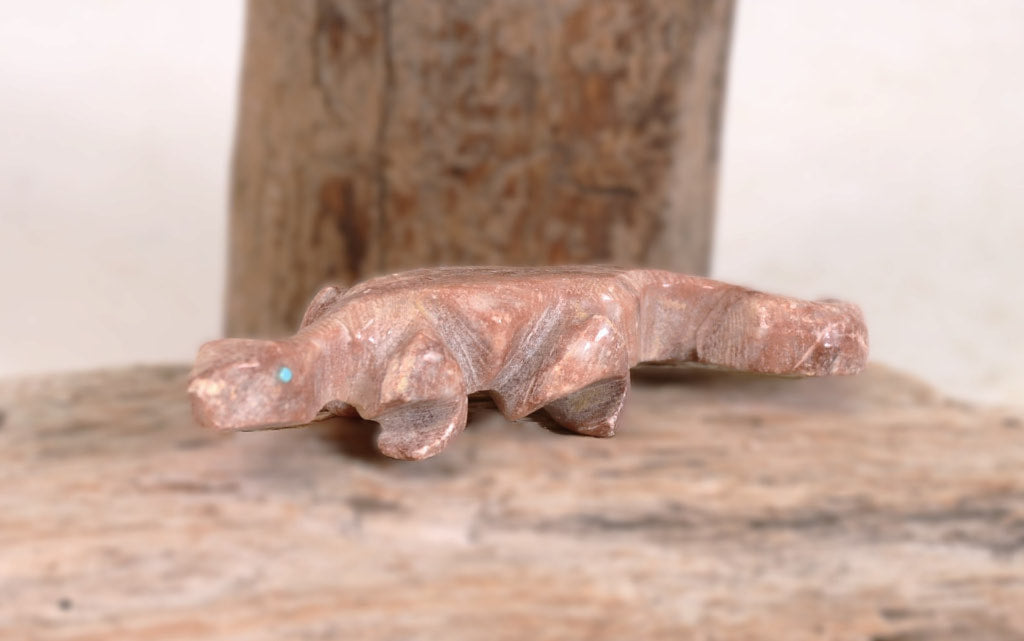 Zuni Alabaster Lizard Fetish