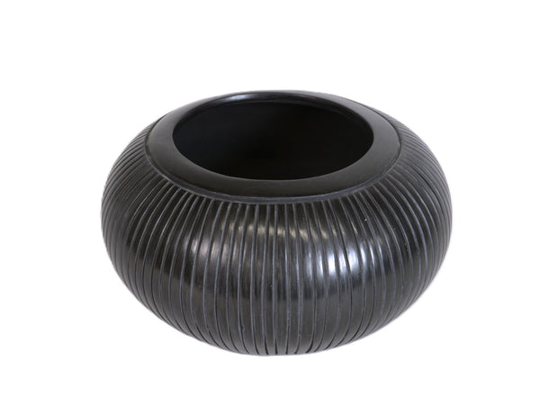 Santa Clara Large Black Mellon Pottery Jar by Miana Pableto