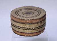 Very fine Makah - Nuu-chah-nulth Lidded Indian Basket