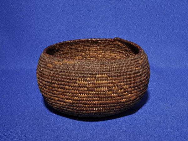 Tubatulabal coiled basket - Negative motif