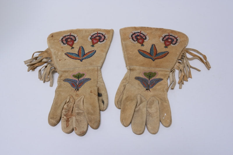 Northern Plains Indian Beaded Gauntlet Gloves Pair