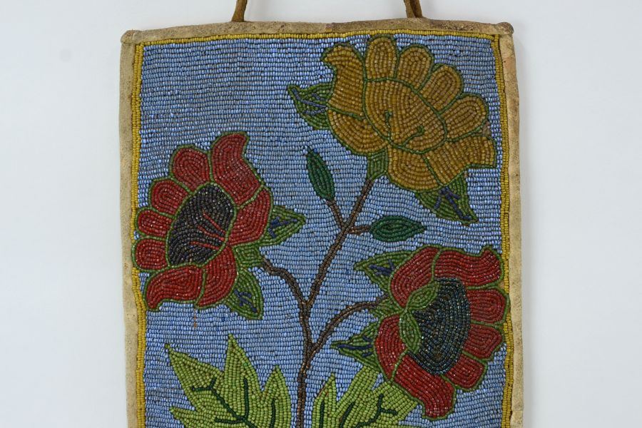Plateau Yakima Beaded Bag