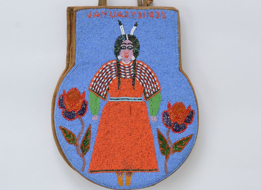 Plateau Yakima Beaded Bag