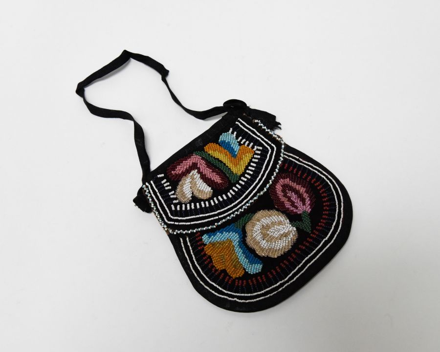 Antique Mohawk Iroquois Beaded Bag