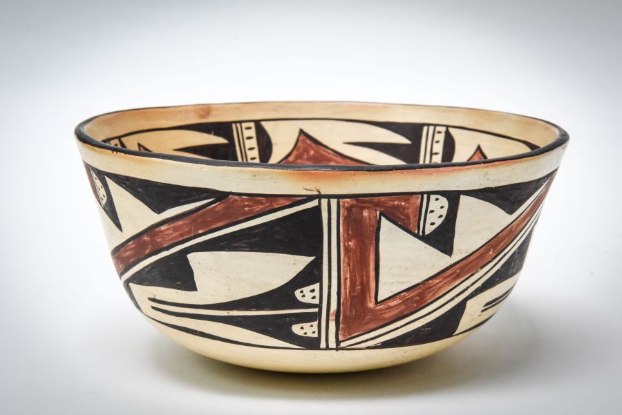 Hopi Pueblo Pottery Stew Bowl