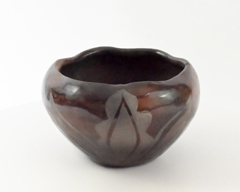 Santo Domingo Pueblo Black on Black Pottery