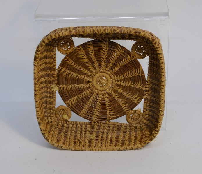 Native American Coushatta Pine Needle Baskets