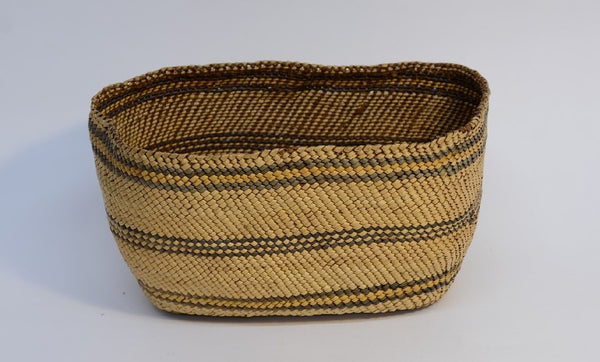 Large Makah Basket with banded design