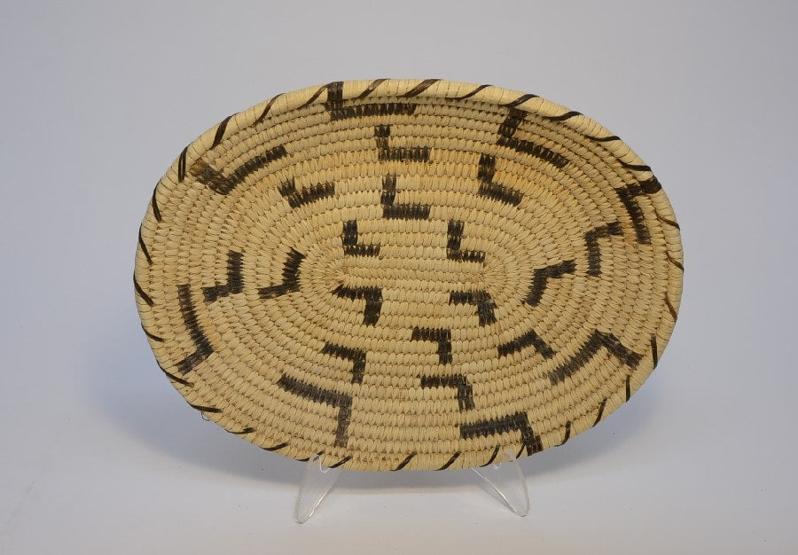 Papago/Tohono O’odham coiled basket bowl