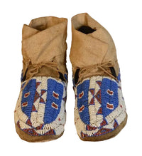 Northern Plains Sioux Moccasins
