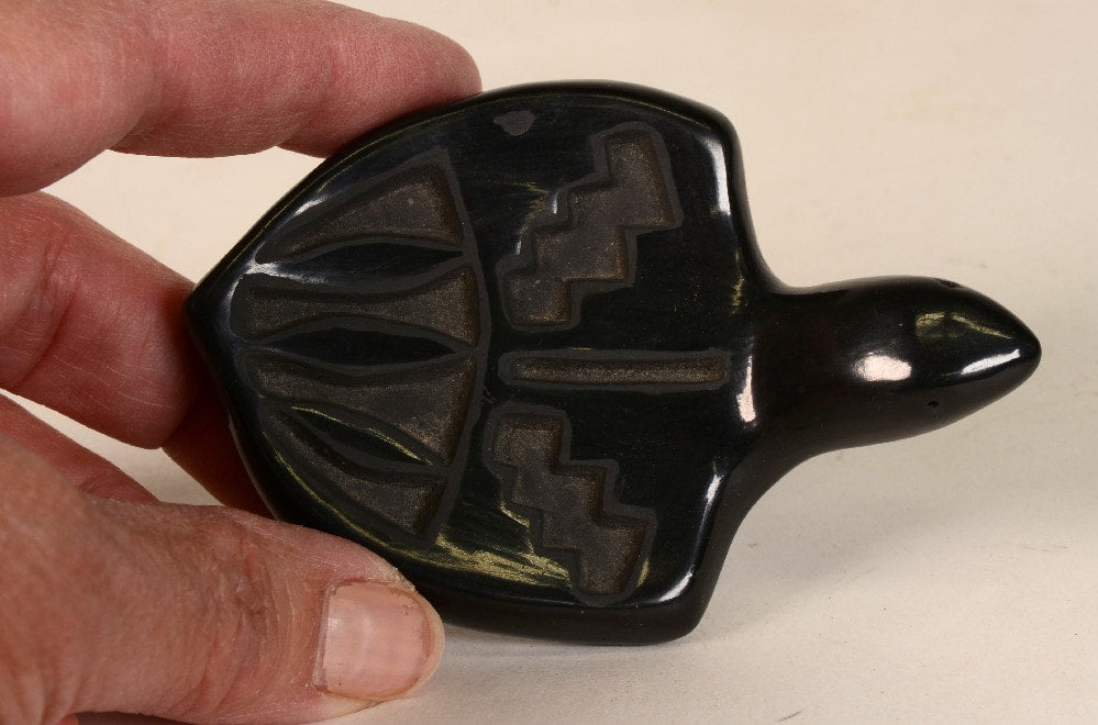 San Ildefonso Pueblo Pottery Bird Dish By J Guitierrez