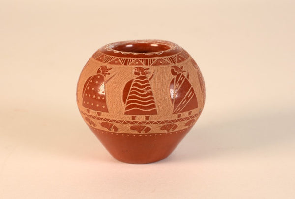 Santa Clara Pottery By Gloria Goldenrod Garcia