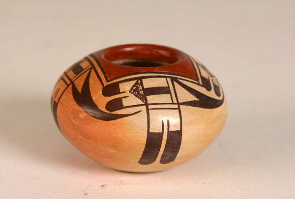Hopi Pueblo Miniature Seed Jar By Rachel "Koo-Loo"  Sahmie Nampeyo
