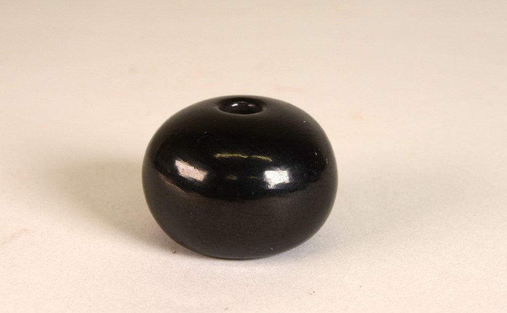 Santa Clara Pueblo Seed Jar Pottery By Jeffrey Askan