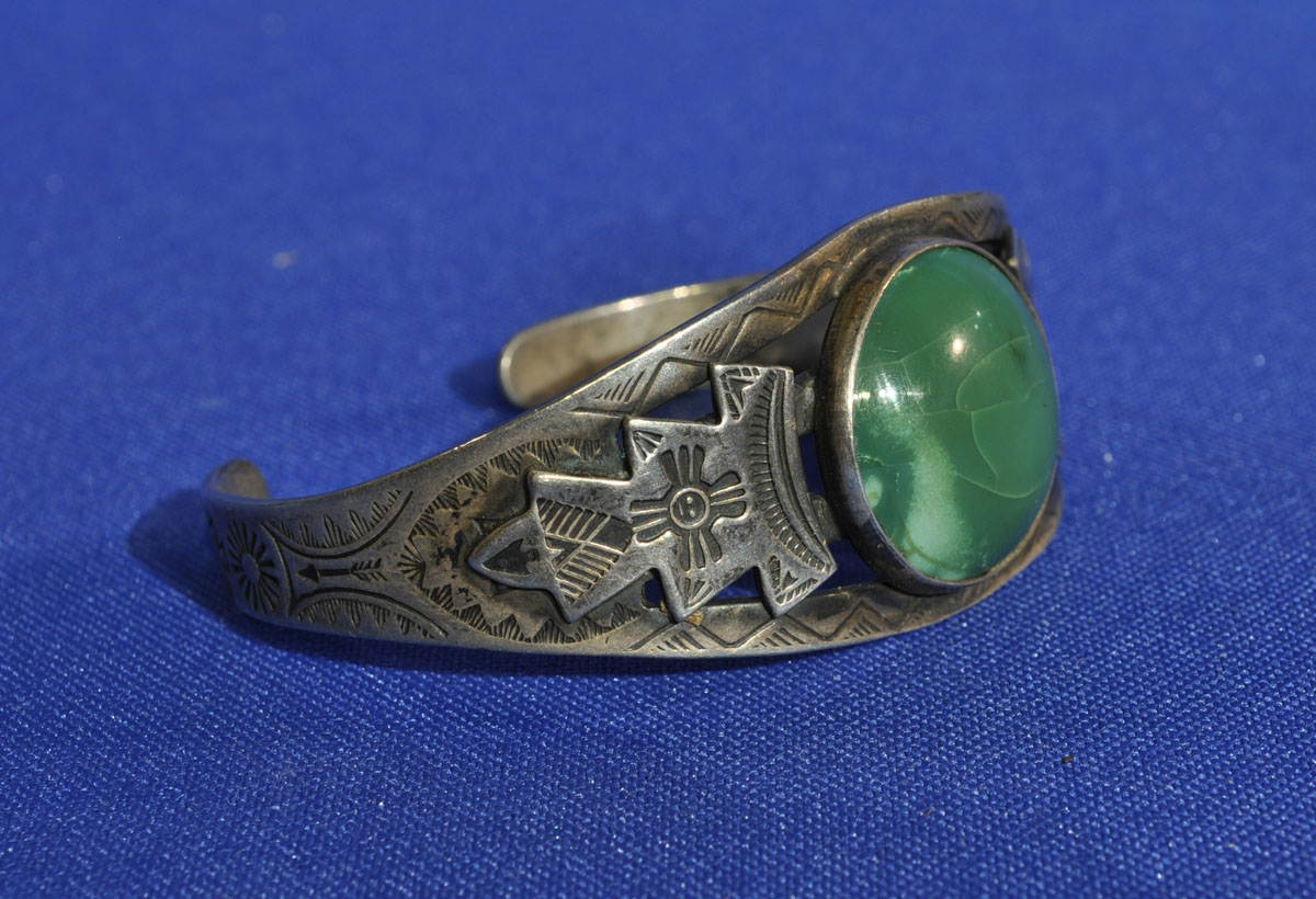 1668-03 Antique Navajo Bracelet
